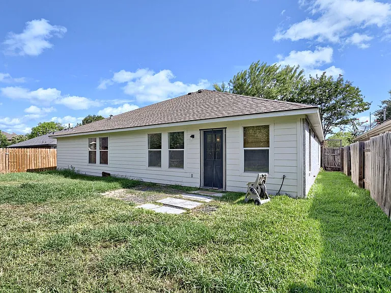 13620 Glen Mark Dr — Photo 26