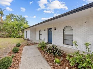 11218 Creekview Dr, Riverview, FL 33569