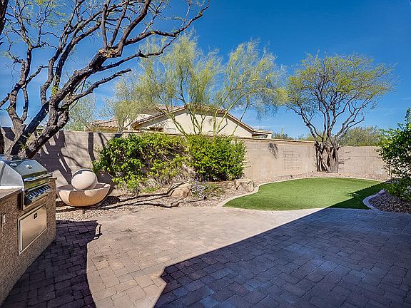 2nd image of 2568 W Morse Dr