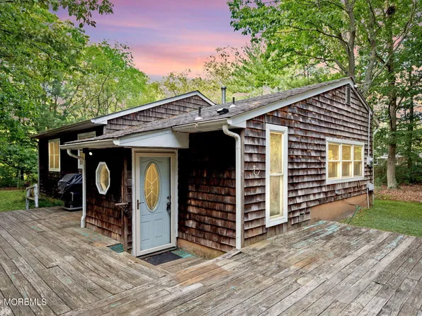 9 Overlook Terrace, Howell, NJ 07731