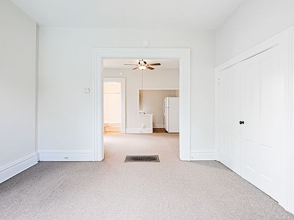 3rd image of 68 Cayuga St APT 1