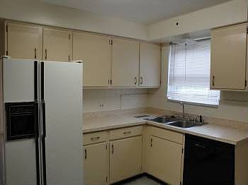 2nd image of 6326 Mayflower Ave