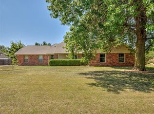 1536 W Whippoorwill Way, Mustang, OK 73064