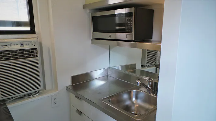 Rented by Douglas Elliman | media 10