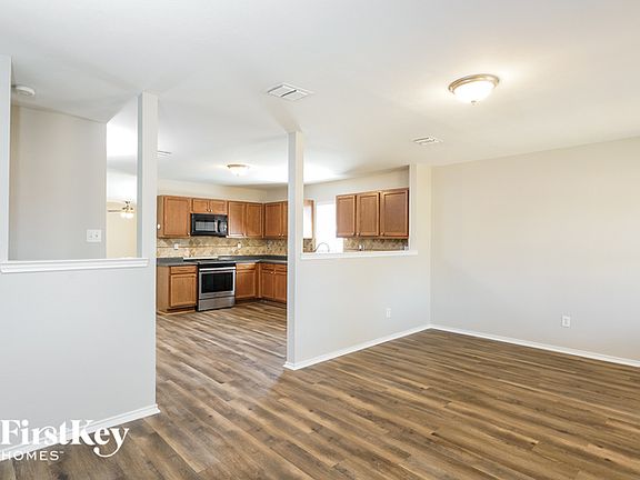 5th image of 5033 River Rock Blvd