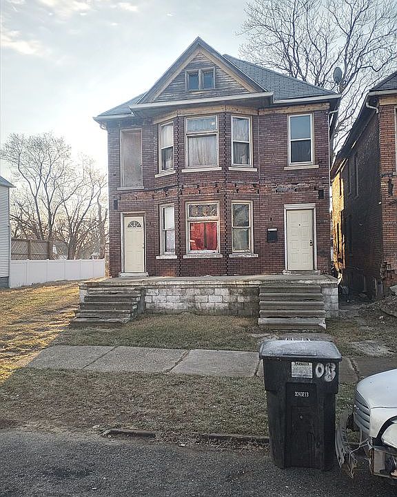 1st image of 2701 Wreford St