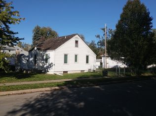 2521 S 37th St, Omaha, NE 68105