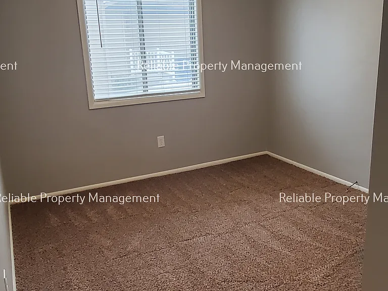 209 S Adam Ln #209 — Photo 11