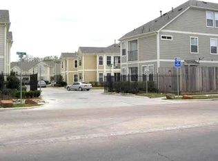 7002 Woodridge Row Dr, Houston, TX 77087