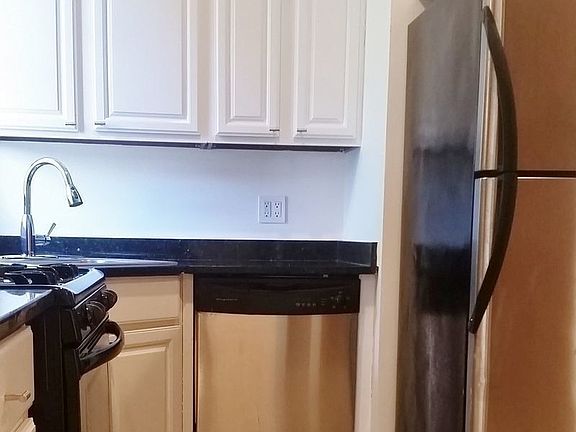 3rd image of 542 W 147th St #4FL2