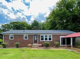 3408 Brenda St NW, Huntsville, AL 35810