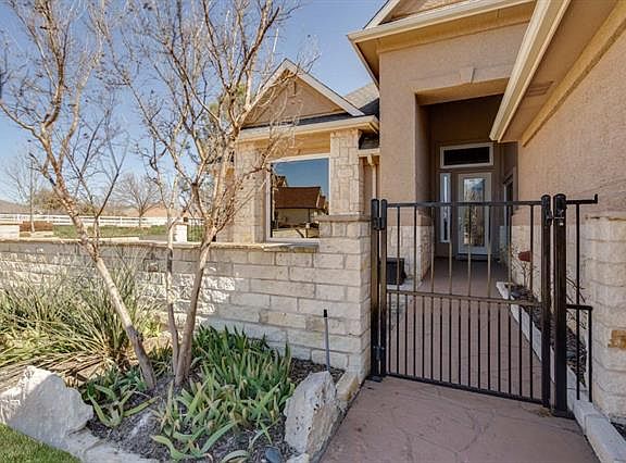 4th image of 10901 Sandstone Dr