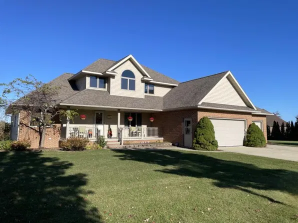 228 Stoneybrook Dr, Harbor Beach, MI 48441
