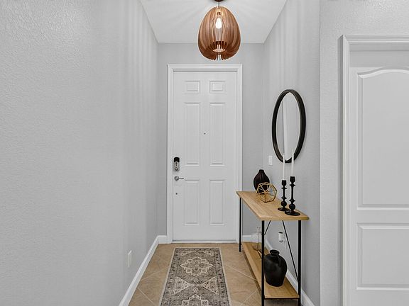 3rd image of 9523 SW Merlin Court