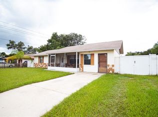 230 Redbud Ln, Palatka, FL 32177