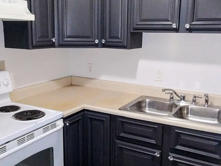 1260 York St #310 — Photo 3