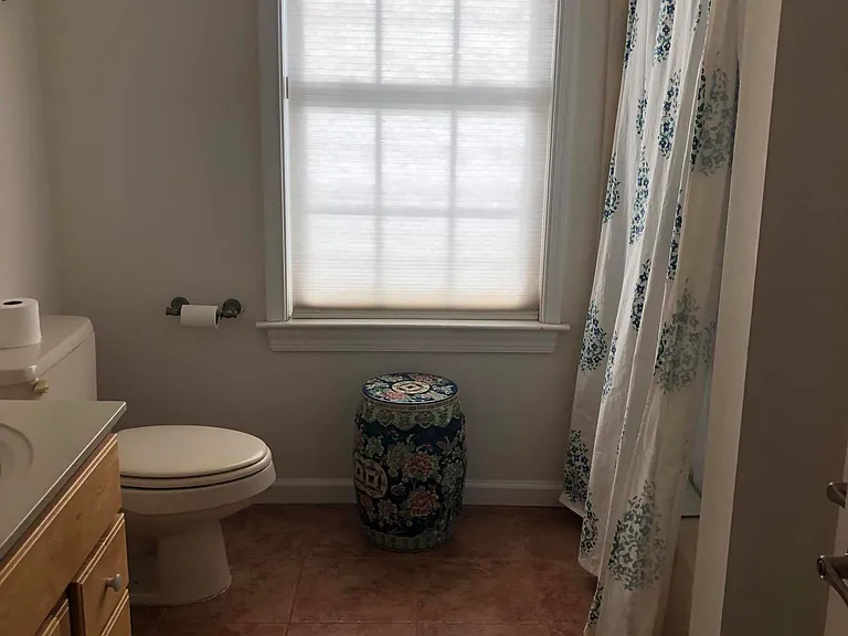 32 N Potter Ave — Photo 17