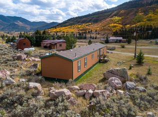 17 Posten Rd, Cody, WY 82414