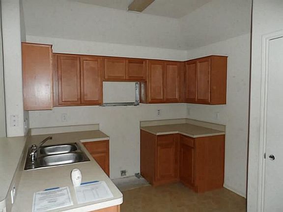 4th image of 1935 Amerigo Dr