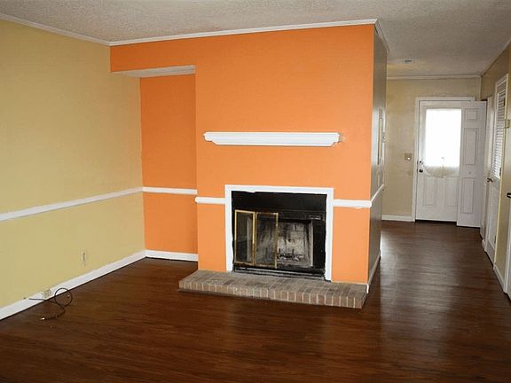 Living Room with FIreplace