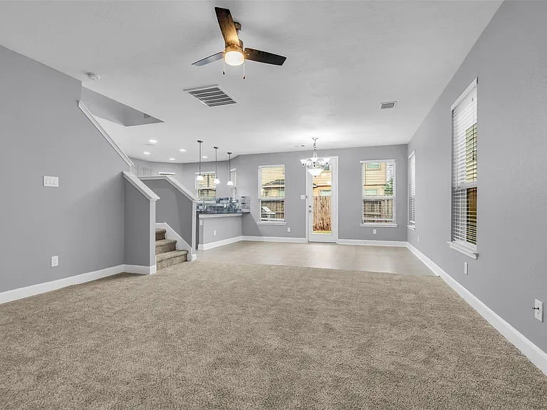 2707 Volute Ct — Photo 6