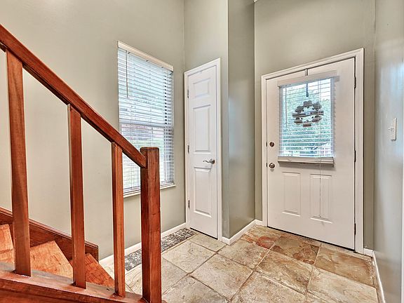 3rd image of 2248 Dominion Dr