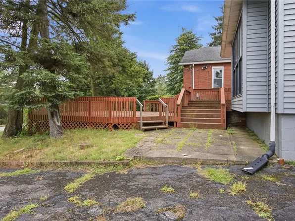 1664 Fawcett Ave, White Oak, PA 15131
