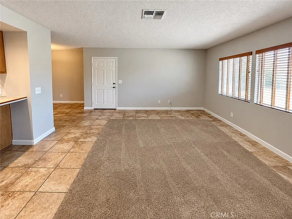 2 bed, 1540 sqft, $2,150 — Photo 4