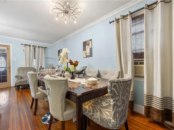 1642 East 45th Street image 4 of 25