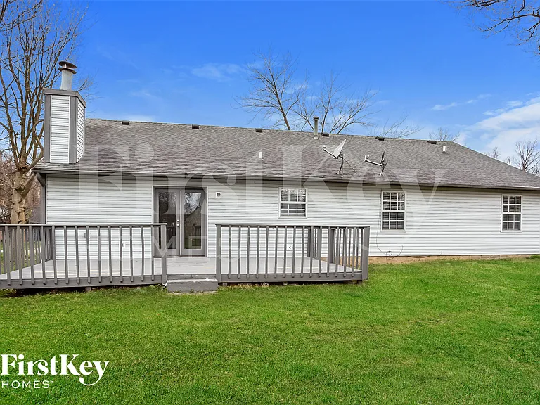 3335 Carly Ln — Photo 15