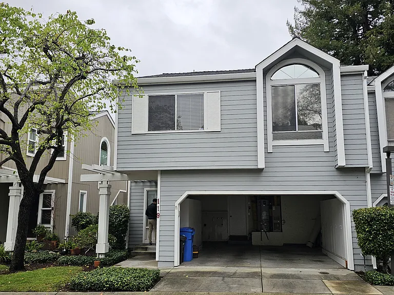 119 Stoney Creek Rd — Photo 1