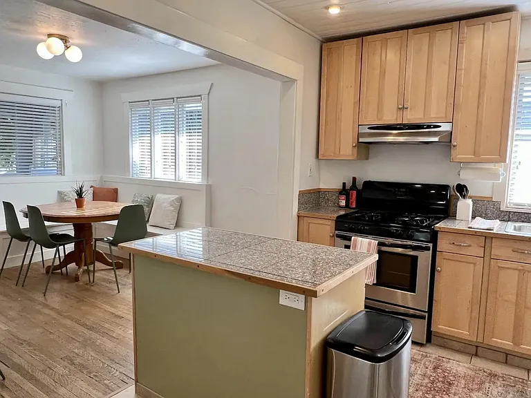 1123 E Sunnyside Ave S — Photo 15