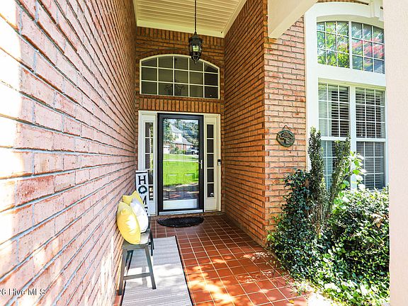 4th image of 750 Avrett Circle