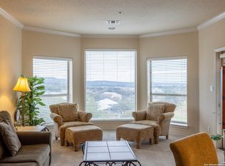 20 Tapatio Dr E #202, Boerne, TX 78006