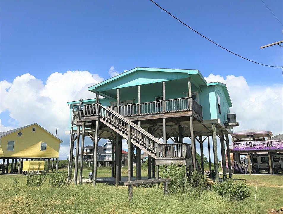 1st image of 817 Johnson Crawford Cir W