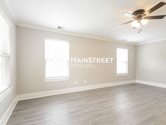 4th image of 920 Moonlite Dr