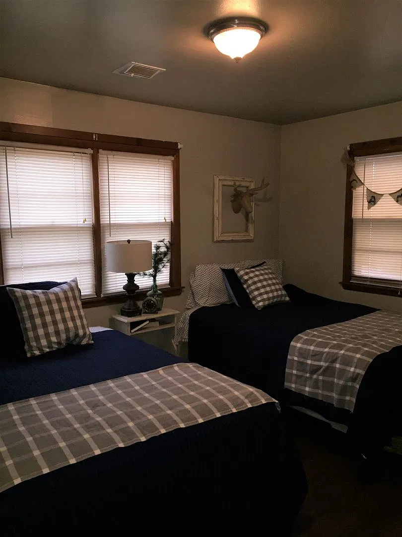 62.3 - 717 W. Bennett Drive — Photo 4