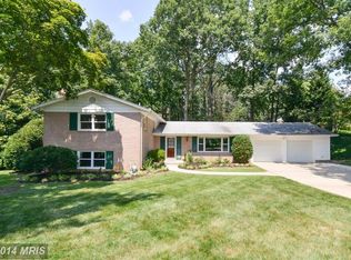 4000 Mavis Ct, Alexandria, VA 22309