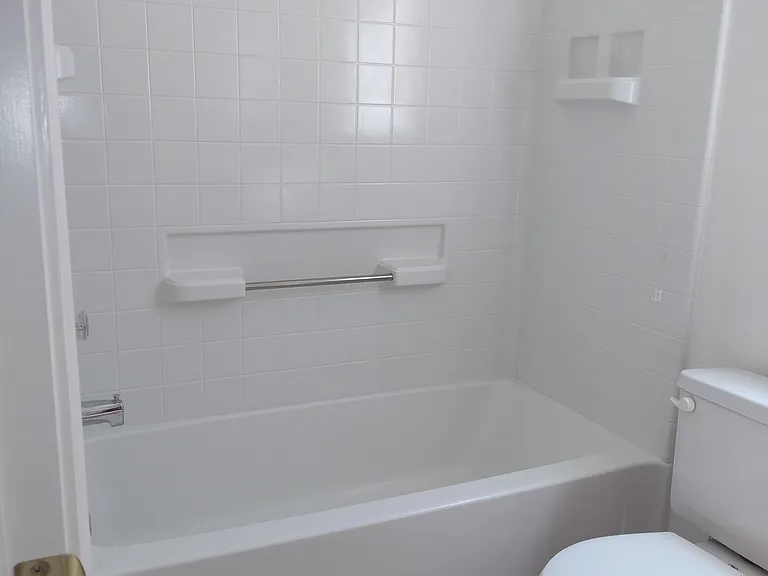 11561 Park Ln — Photo 12