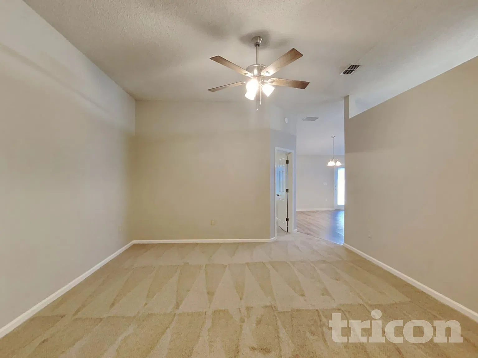 3751 Star Leaf Road W Jacksonville FL — Photo 2