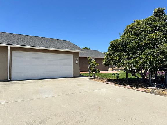 2nd image of 3190 Lirio Ct