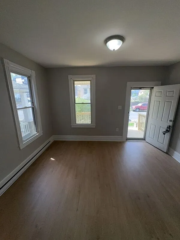 2 bed, 1.5 bath, 1100 sqft, $1,195 — Photo 4