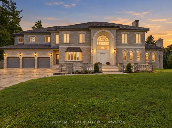 290 Tollendal Mill Rd, Barrie, ON L4N 7S6