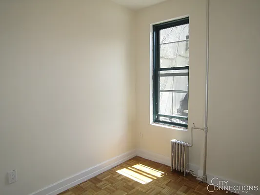 Rented by City Connections Realty | media 7