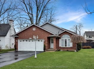 629 Daytona Dr, Fort Erie, ON L2A 4Z5