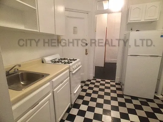 Rented by City Heights Realty | media 8