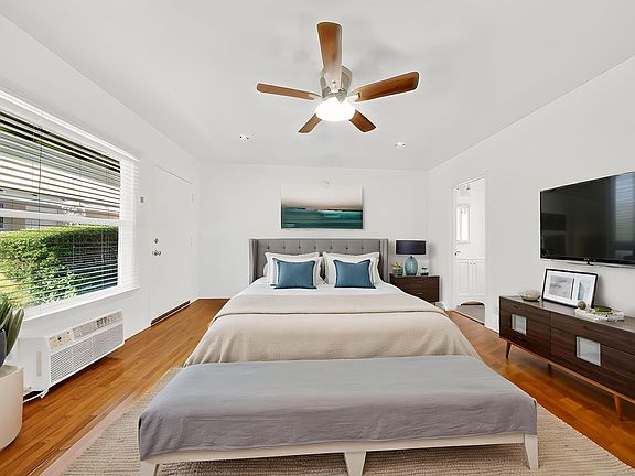 5th image of 3742 Motor Ave #12318