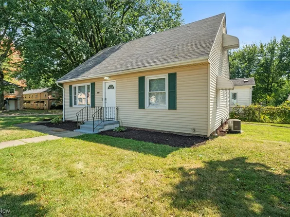 690 Eva Ave, Akron, OH 44306
