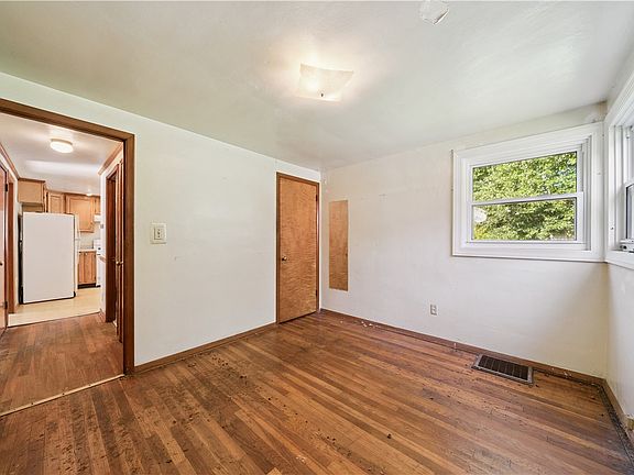 5th image of 11232 Azalea Dr