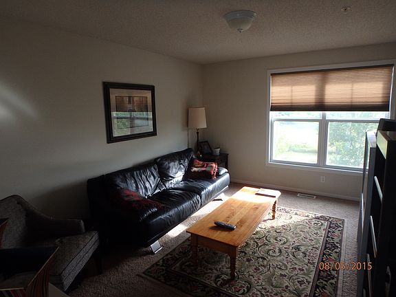 Large windows provided great natural light and wonderful cro